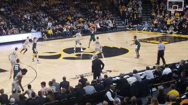 #6 MSU Stays Undefeated in Big Ten with 82-67 Win Over #19 Iowa #6 MSU Stays Undefeated in Big Ten with 82-67 Win Over #19 Iowa