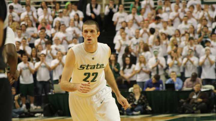 Spartan Basketball's Twelve Point Win Overshadowed by Dahlman Family Reunion!