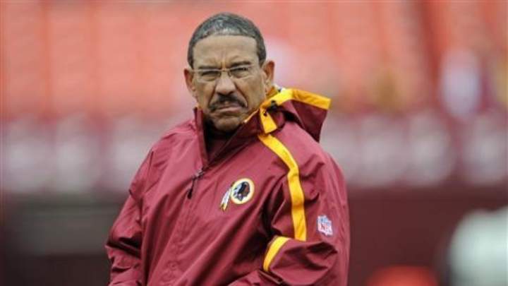 Spartan Nation Great Sherm Lewis Takes Over Play Calling for the Redskins!