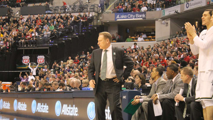 Big Ten Basketball Leads Nation in Attendance for 40th Straight Year Big Ten Basketball Leads Nation in Attendance for 40th Straight Year