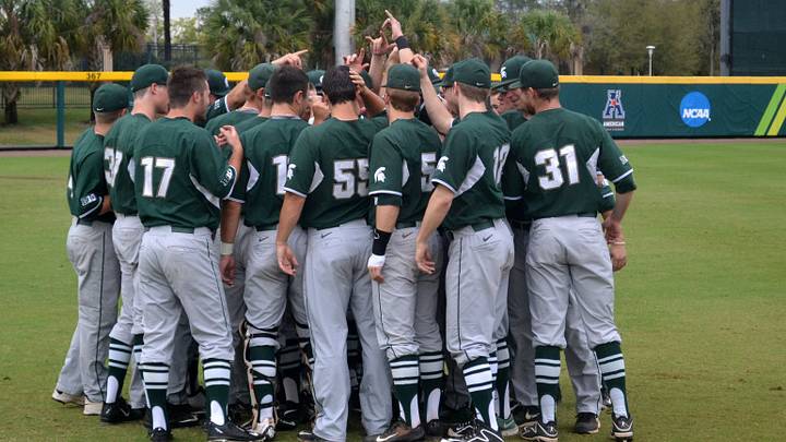 No. 25 MSU falls to USF, 2-0 No. 25 MSU falls to USF, 2-0