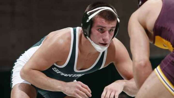 No. 16 Wisconsin Defeats Spartan Wrestling, 27-9