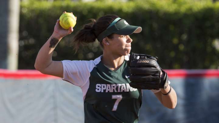 MSU SOFTBALL: Spartans Take Game 1 vs. Hoosiers, 6-2 MSU SOFTBALL: Spartans Take Game 1 vs. Hoosiers, 6-2