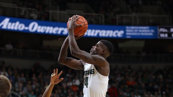 #5 Michigan State Spartans Improve to 15-1 (2-1) by Clobbering Lowly Illinois 79-54