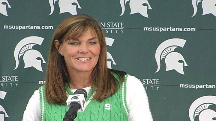 Volleyball Sweeps Weekend Set, Downs Wisconsin 3-0 Volleyball Sweeps Weekend Set, Downs Wisconsin 3-0