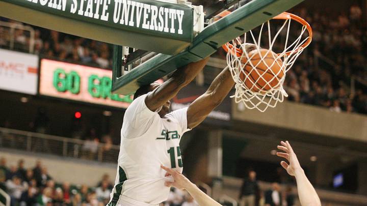 Michigan State's Max Christie wants to play with Emoni Bates Michigan State's Max Christie wants to play with Emoni Bates