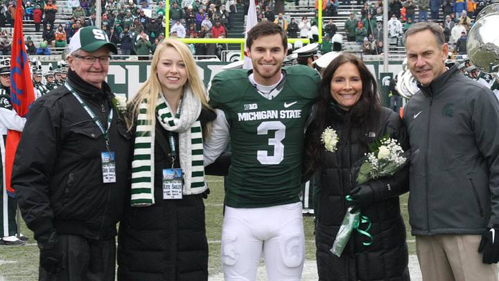 Mike Sadler Legacy Football Scholarship Fund Established Mike Sadler Legacy Football Scholarship Fund Established