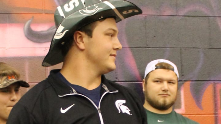 AWESOME EXCLUSIVE VIDEO:  MICHIGAN STATE 2017 DL COMMIT JACUB PANASIUK!