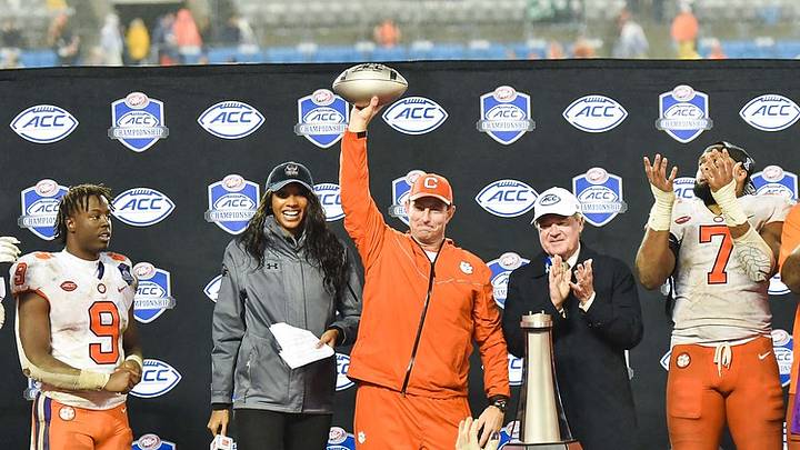 Swinney to Be Honored at Dick Vitale Gala