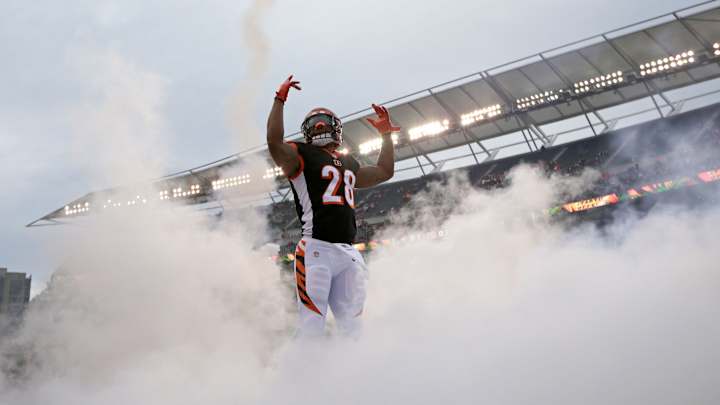 Derrick Henry extension gives the Bengals a blueprint for potential long-term deal with Joe Mixon Derrick Henry extension gives the Bengals a blueprint for potential long-term deal with Joe Mixon