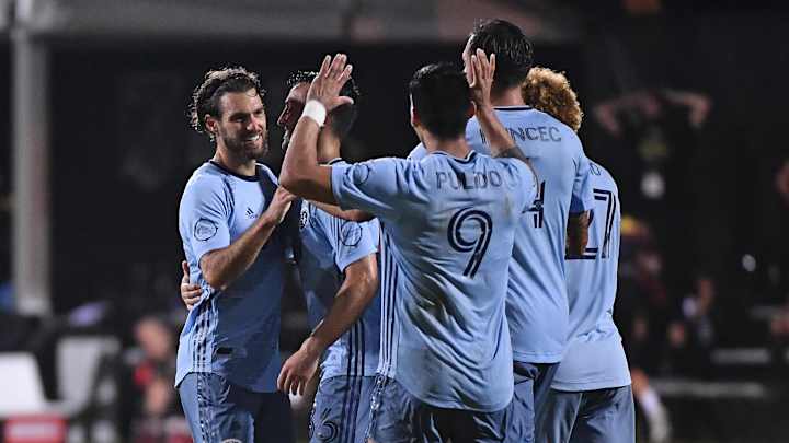 Sporting KC Lifted by Late Zusi Goal In Win Over 9-Man Colorado Rapids