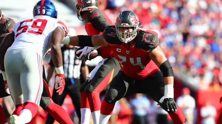 Bucs Training Camp Battle: Offensive Line