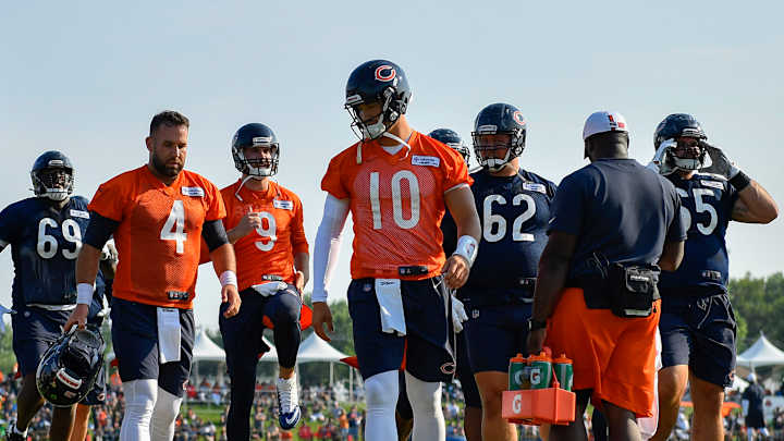 Report: Foles and Trubisky Slated to Be in Camp Thursday