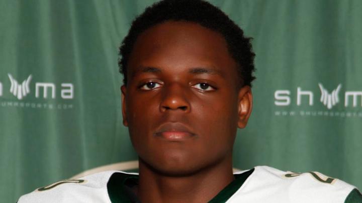 Highlights & Evaluation: Louisville DE Signee Victoine Brown Highlights & Evaluation: Louisville DE Signee Victoine Brown