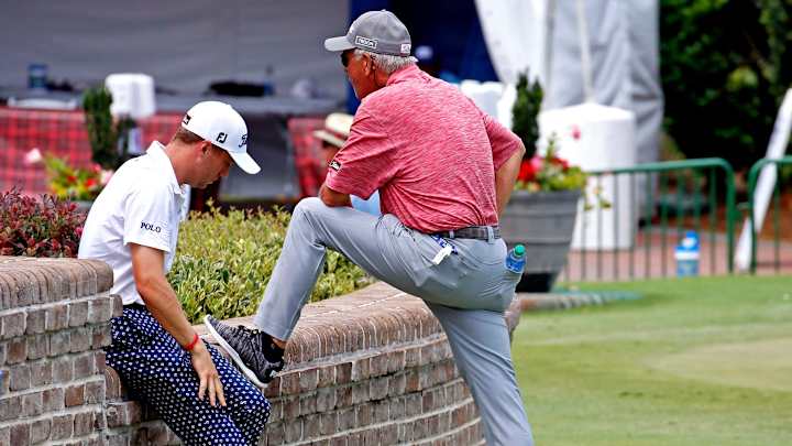 Justin Thomas' Father Caddies for Him After Usual Caddy Falls Ill Justin Thomas' Father Caddies for Him After Usual Caddy Falls Ill