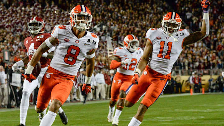 Isaiah Simmons, A.J. Terrell ink Rookie Deals Isaiah Simmons, A.J. Terrell ink Rookie Deals