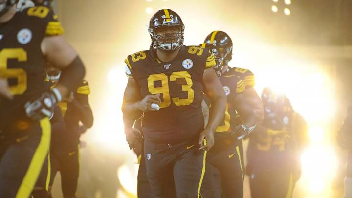 Steelers Have Two Very Different Ways of Replacing Hargrave