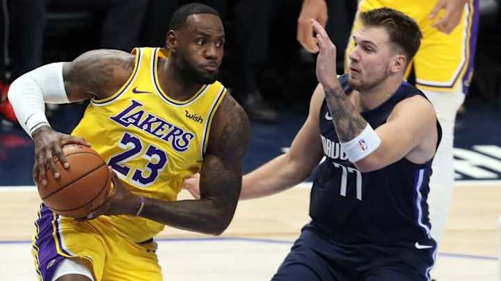 Mavs Doncic and Curry Take Down Lakers in First NBA Bubble Scrimmage