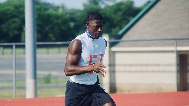A Look Inside One Of Oklahoma State's 2022 Running Back Targets Jadarian Price A Look Inside One Of Oklahoma State's 2022 Running Back Targets Jadarian Price