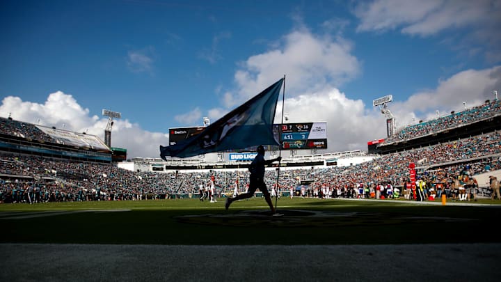 Countdown to Jaguars Football: No. 52 and Who Has Donned it Best