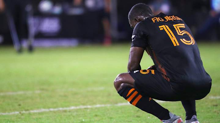 Houston Dynamo Eliminated After Letting in Last-Gasp Goal Against Galaxy