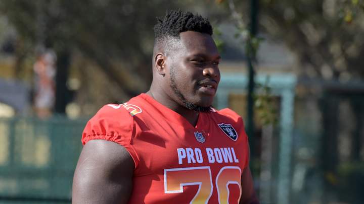 Kansas City Chiefs Sign Guard Kelechi Osemele to One-Year Deal