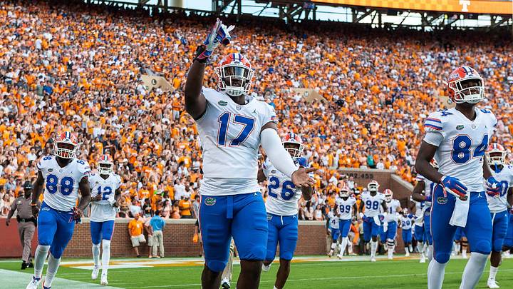 Versatile Florida Gators DL Zachary Carter Set for Breakout Campaign Versatile Florida Gators DL Zachary Carter Set for Breakout Campaign