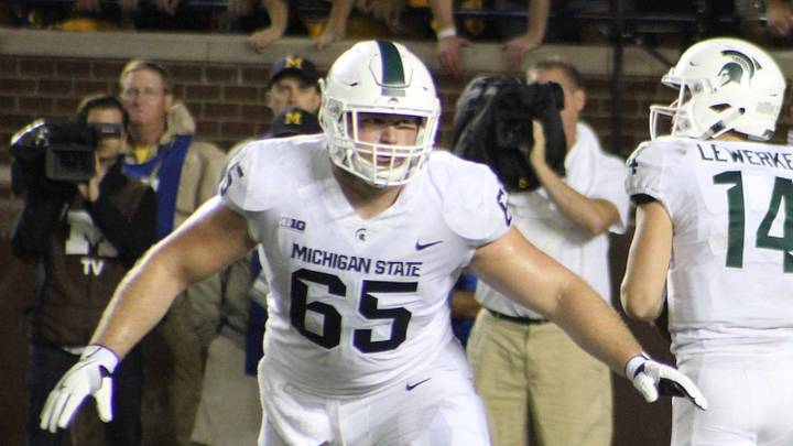 Michigan State Football Offers 6-foot-7 OT Brandon Baldwin