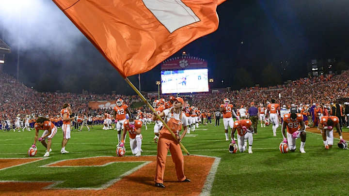 Barrett Carter Reaffirms Commitment To Clemson