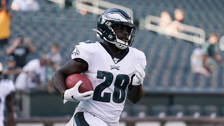 Steelers Sign Former Eagles, Redskins RB Wendell Smallwood