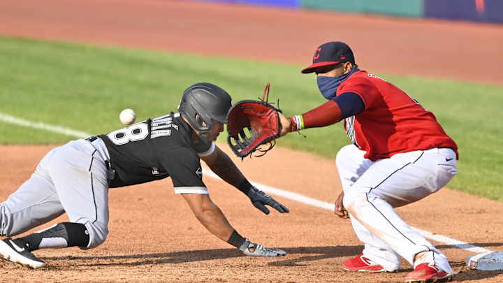 Game #6 Observations: Hand Can't Hold Sox Down in the 9th, Chicago Wins Finale of Series 4-0 Over Indians