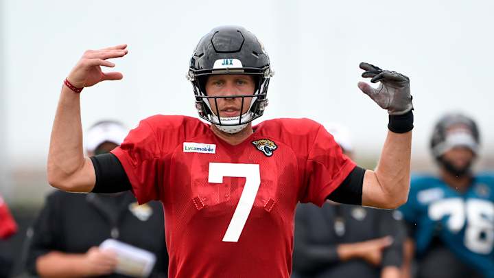 Matt Nagy: Time Crunch Is Big Enemy for Nick Foles