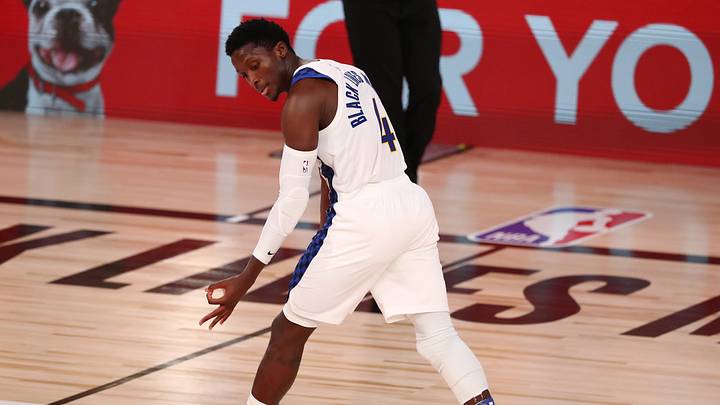 Oladipo Starts, Scores 15 in Pacers' Win over Sixers