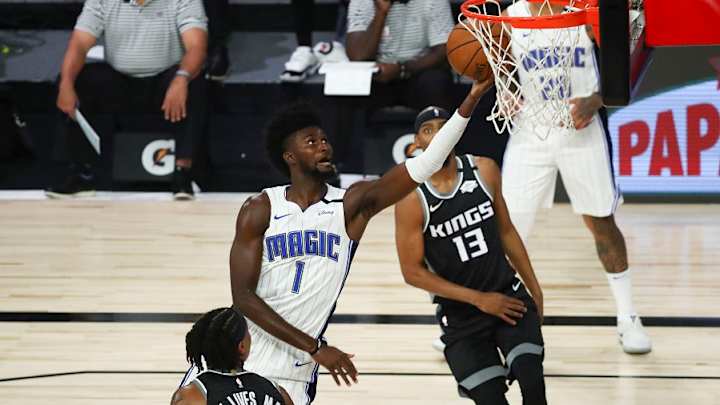 Magic's Isaac suffers knee injury; jersey sales skyrocket to second in NBA Magic's Isaac suffers knee injury; jersey sales skyrocket to second in NBA