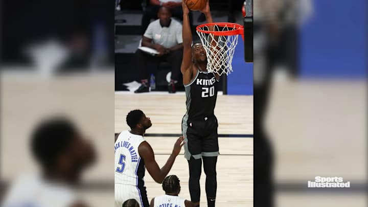 Harry Giles Has Career Night to Lead NBA Blue Devils