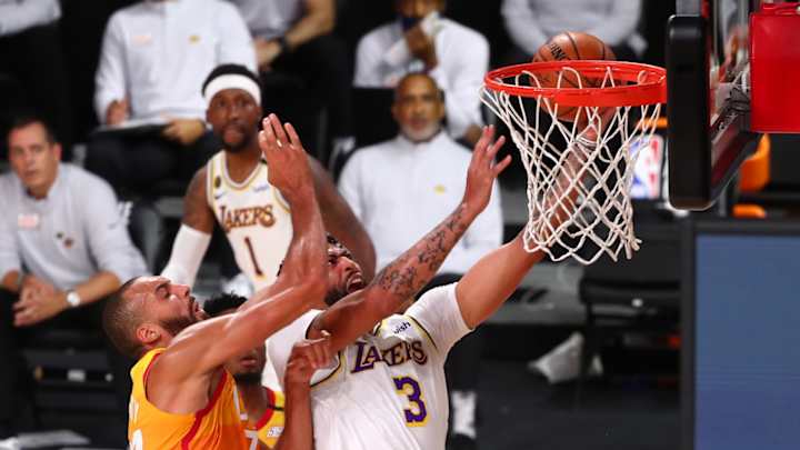 Anthony Davis 'Got Chills' Learning His Name Next To Kobe Bryant’s For 20 20-Point First Halves In Season