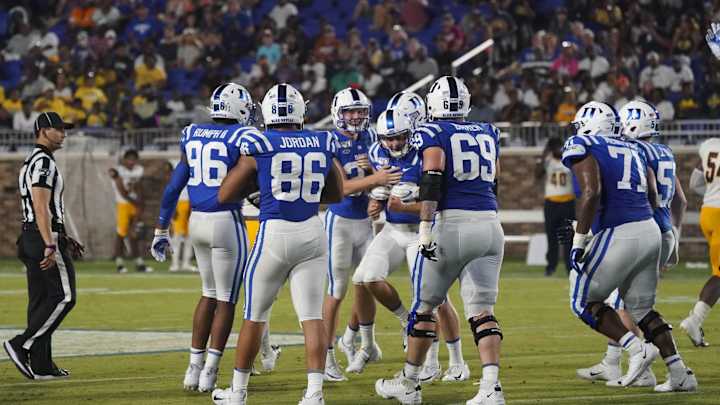 Duke's Ben Wyatt Named to Watch List for Mannelly Award Duke's Ben Wyatt Named to Watch List for Mannelly Award
