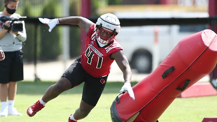 Increased Competition in Fall Camp Showcases Numerous Defensive Standouts