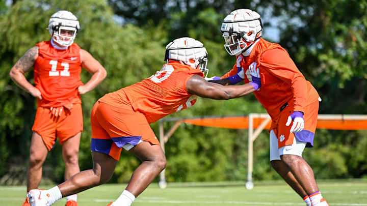 Tyler Davis Looking To Build Off Stellar Freshman Campaign Tyler Davis Looking To Build Off Stellar Freshman Campaign