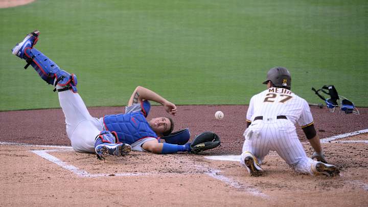 Dodgers Really Need to Bring in a New Catcher