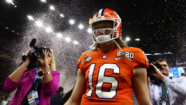 College Football Players Across Power-5 Form Union to Save Season