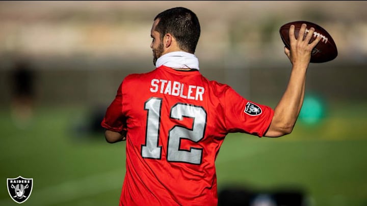 Derek Carr Hopes to Give Raiders a Bit of Snake Derek Carr Hopes to Give Raiders a Bit of Snake