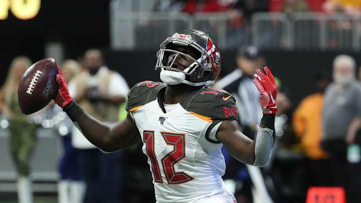 Bucs Have Top Free Agents Set to Hit Market in 2021 Bucs Have Top Free Agents Set to Hit Market in 2021