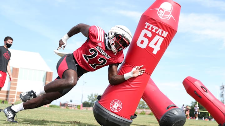 Louisville Hoping to Improve Pass Rush in 2021