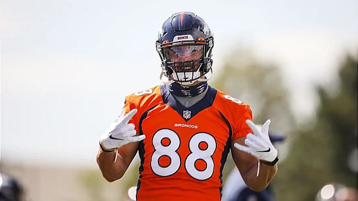 TE Nick Vannett Recognizes Something Totally Unique About the Broncos Locker Room