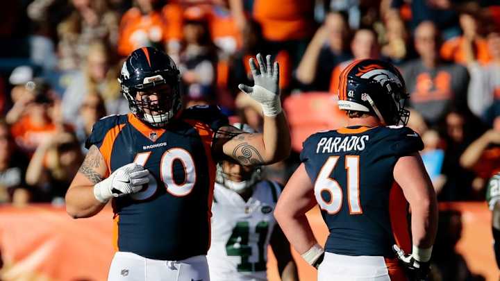 Memes, 'Call of Duty' and group chats fuel emerging team chemistry for the New York Jets Memes, 'Call of Duty' and group chats fuel emerging team chemistry for the New York Jets