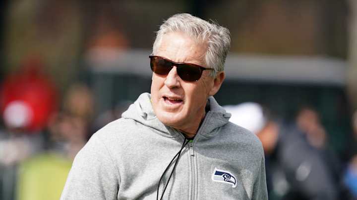 Shots Fired: Seahawks Pete Carroll, Jets Gregg Williams Exchange 'Pleasantries' Shots Fired: Seahawks Pete Carroll, Jets Gregg Williams Exchange 'Pleasantries'