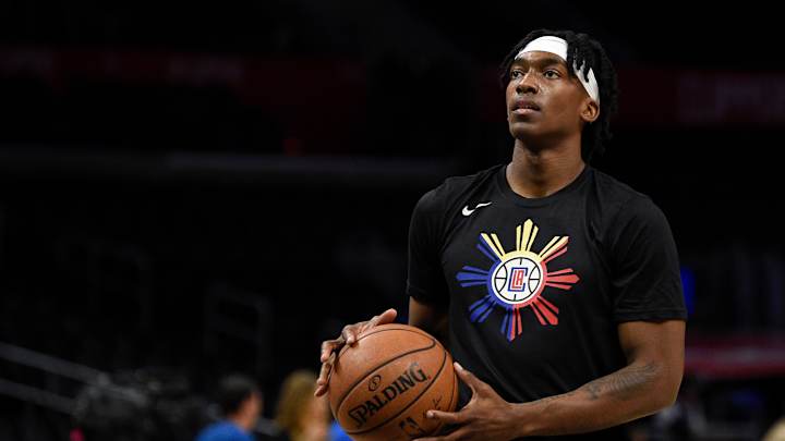 Mann of the Hour: LA Clippers Rookie Nearly Nabs Triple-Double in Win over OKC