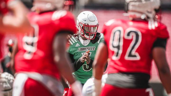 Louisville Conducts First Scrimmage of 2020 Fall Camp