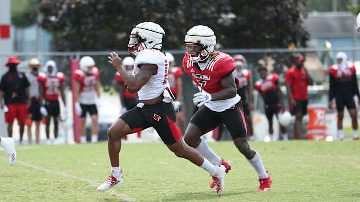 Newcomers Learn in Louisville's First Fall Scrimmage